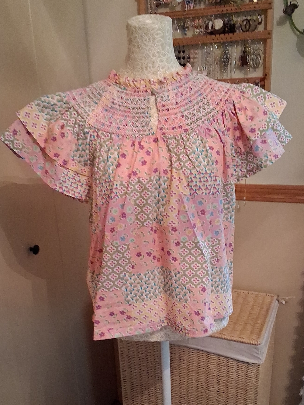 Current Air Pink Cottage Core Top. Size S